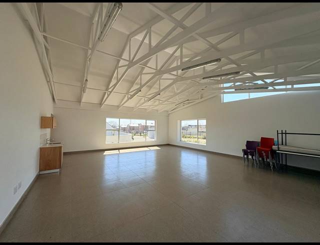 87M² OFFICE TO LET IN KYALAMI